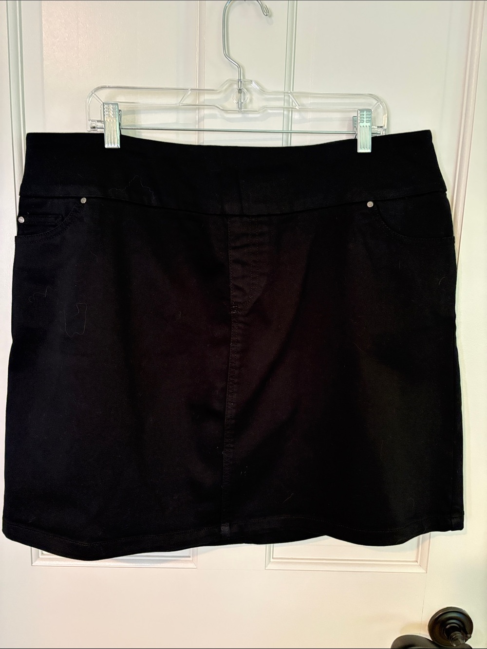 S.C. & Co. Black Skort